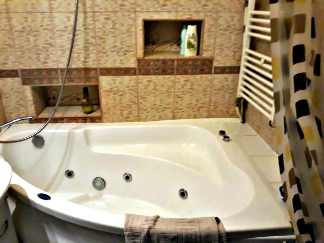 In The Historical Center Apartment Chernivtsi